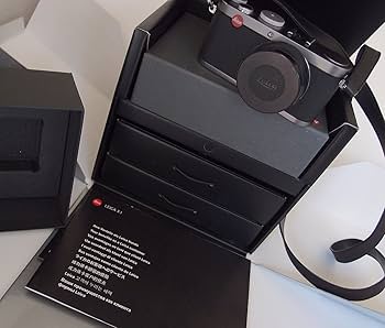 LEICA X1 プレミアムコンパクトカメラドイツ製「最終値下げ」 LEICA X1 プレミアムコンパクトカメラドイツ製「最終値下げ